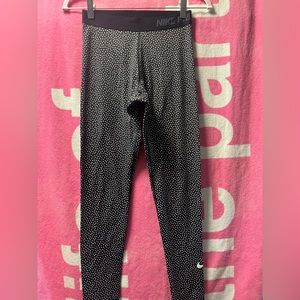 Nike pro dri fit size small leggings